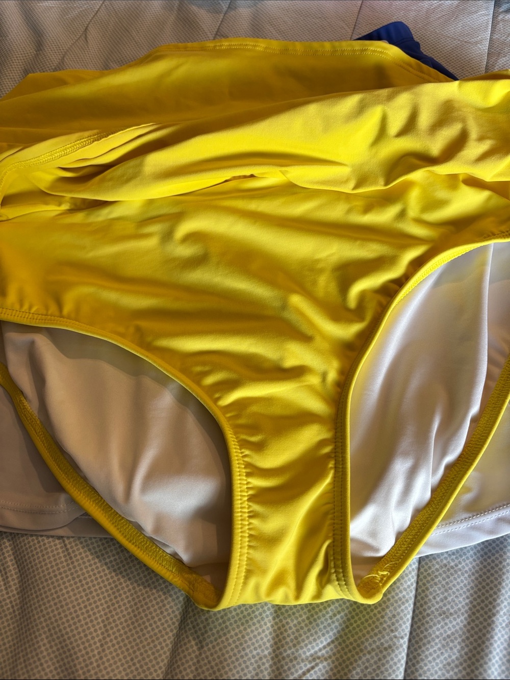 Yellow Athletic Skort / swim Skirt - Picture 4 of 4
